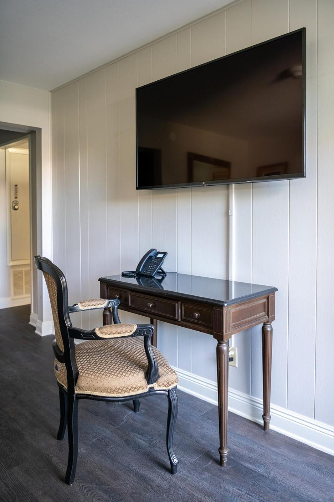 French Quarter Suites Hotel New Orleans Exterior foto